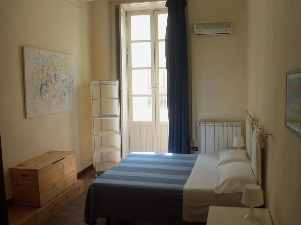 B&B Caravaggio Siracusa 200 Metres From Ortigia Syracuse Exterior photo